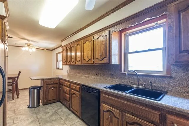 Photo of 903 Ave Q
