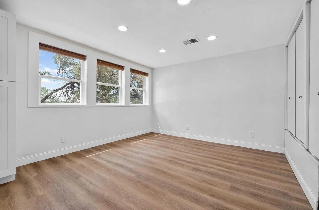 Photo of 7228 Emerald Drive