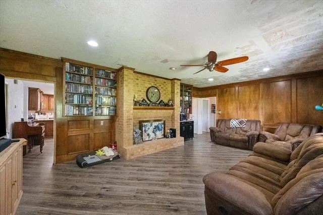 Photo of 3748 Old Fort Worth Road
