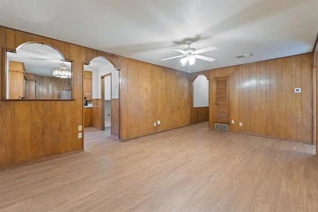 Photo of 541 Sandra Lane
