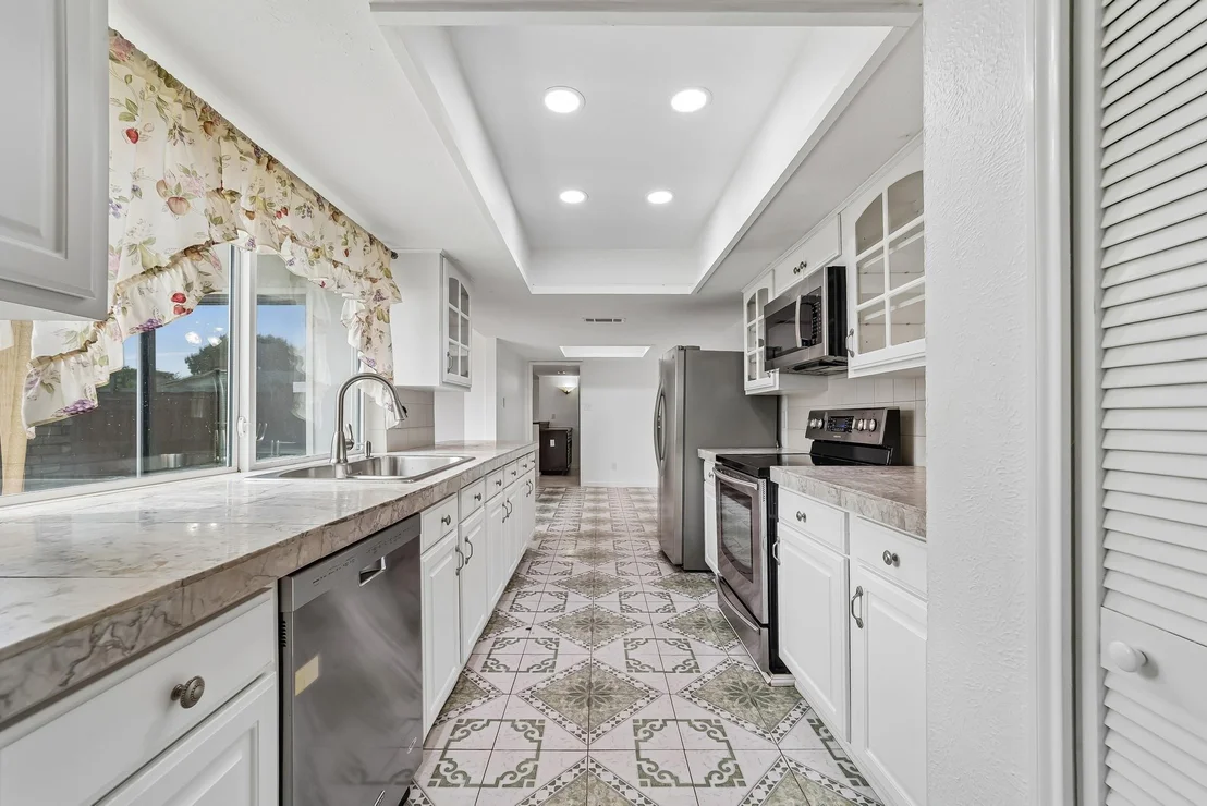 Photo of 10239 Green Ash Road