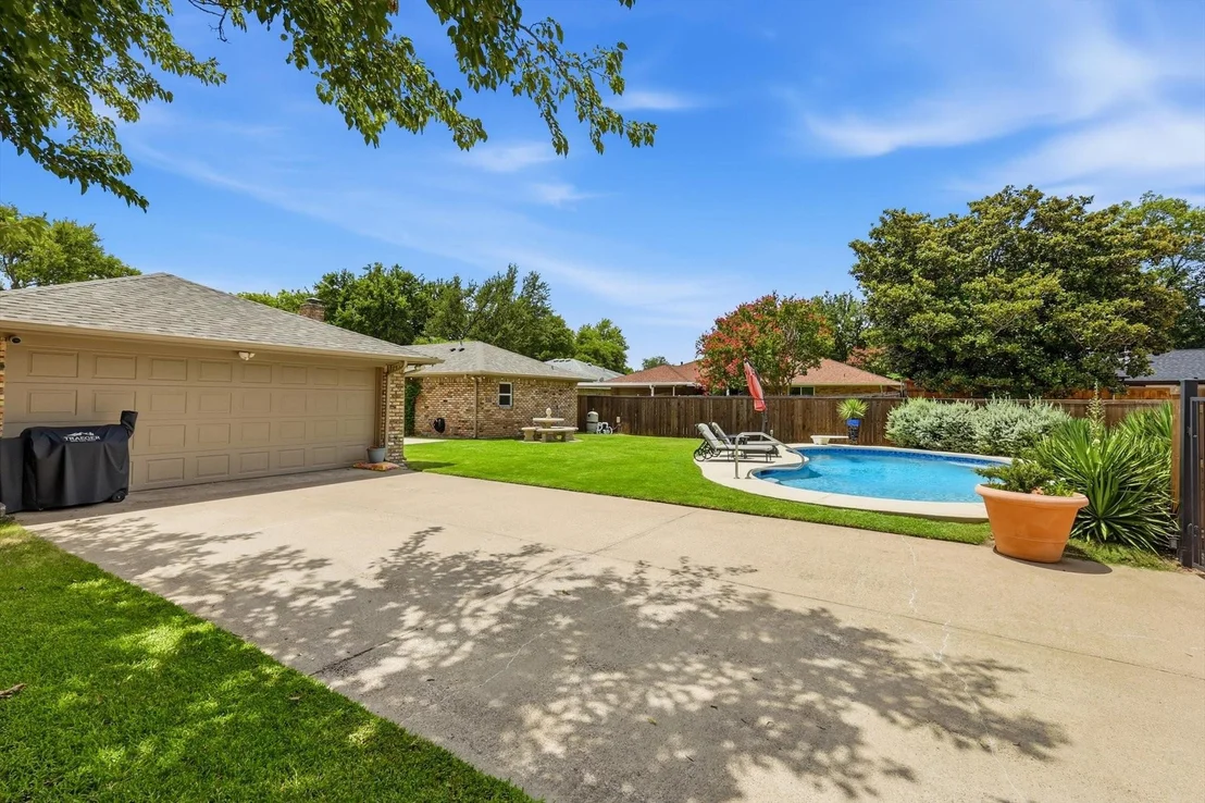 Photo of 625 Bellah Drive