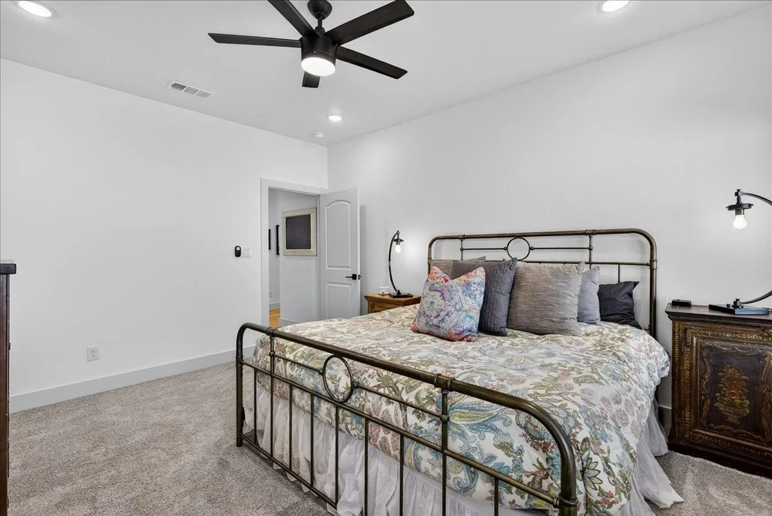 Photo of 206 Parkside Drive