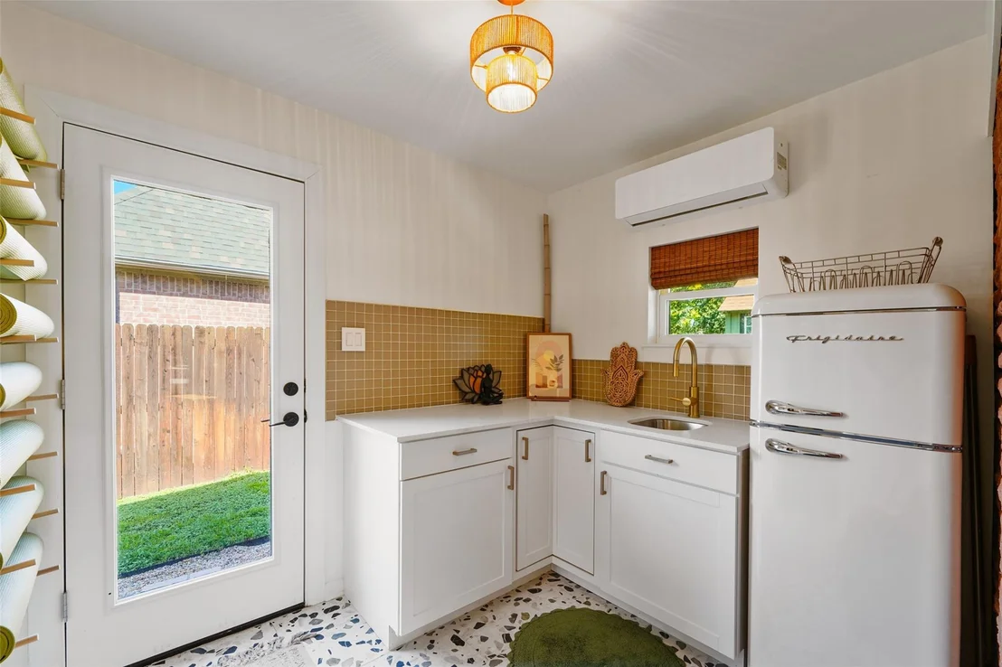 Photo of 1417 Sylvan Drive