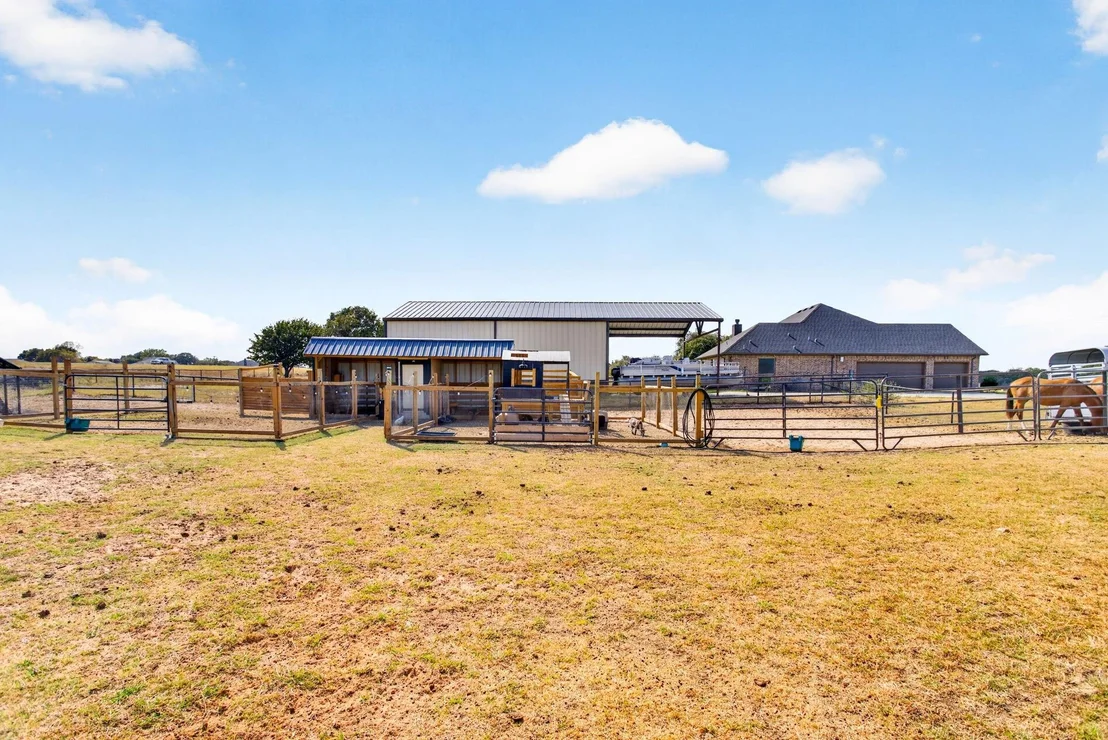 Photo of 731 County Road 4764