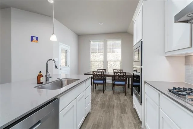 Photo of 3648 Walnut Ridge Drive