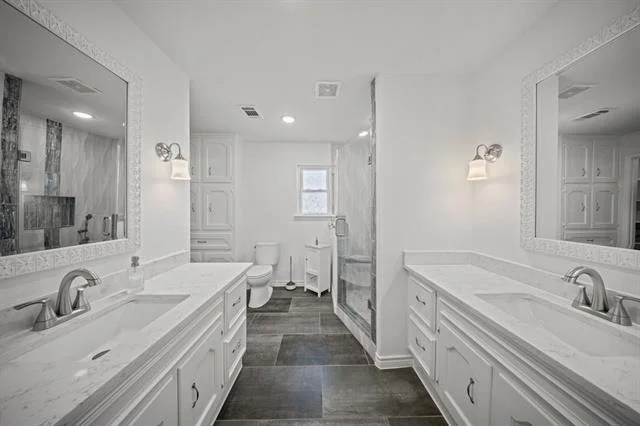Photo of 203 Oak Forest Trail