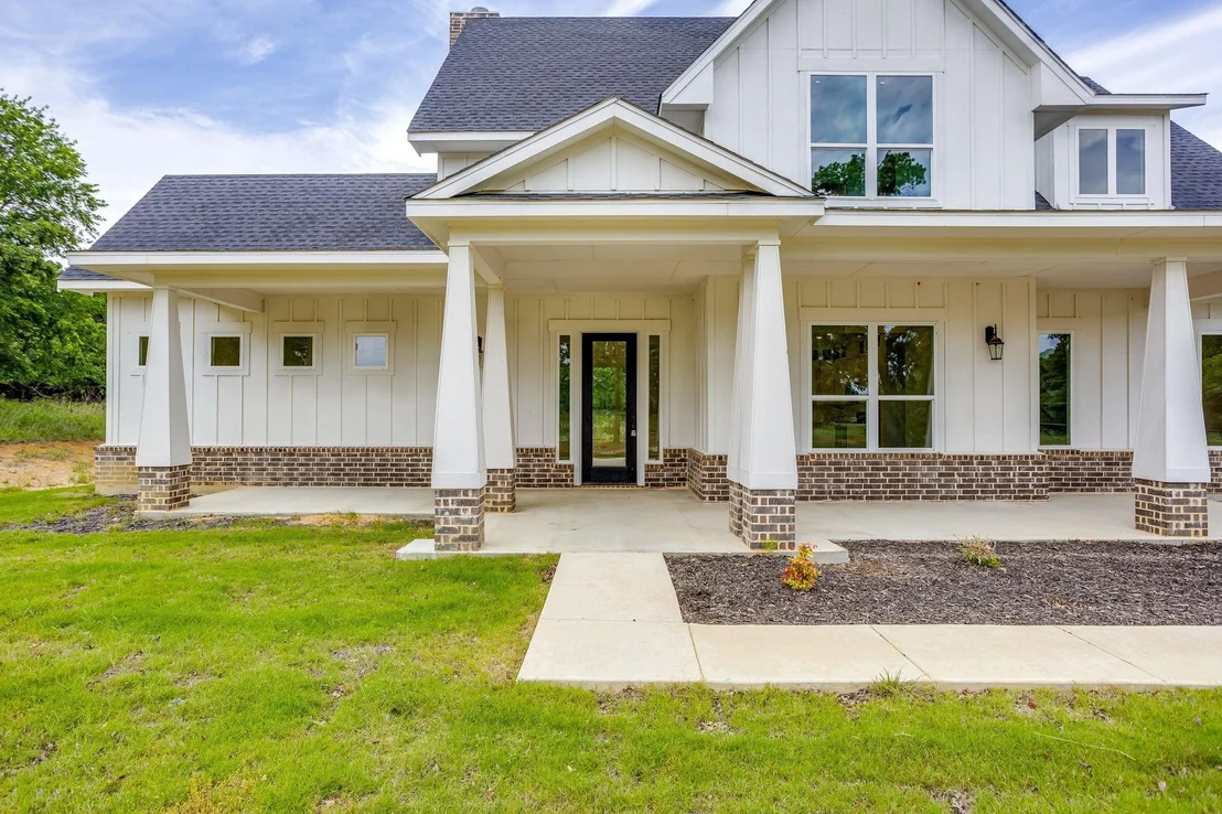 Photo of 247 Silver Lakes Drive