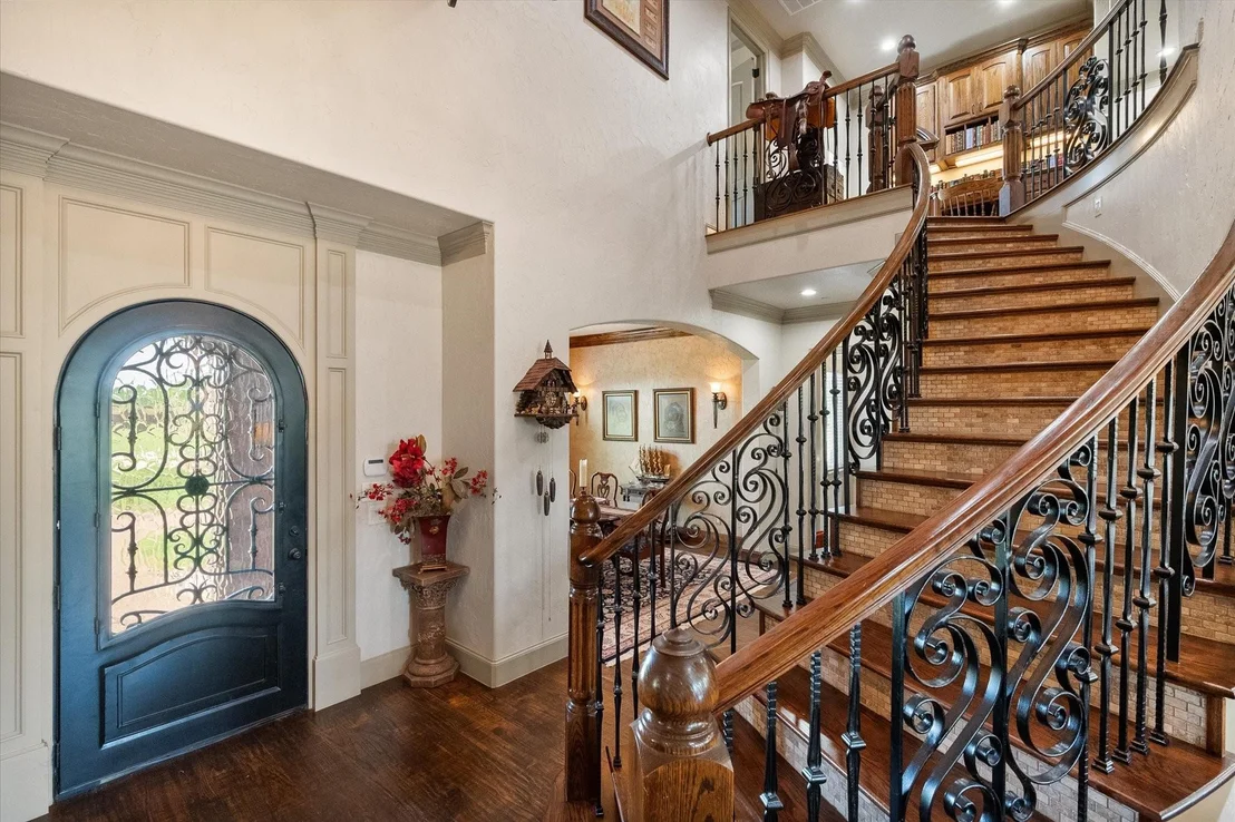 Photo of 103 Oak Grove Lane