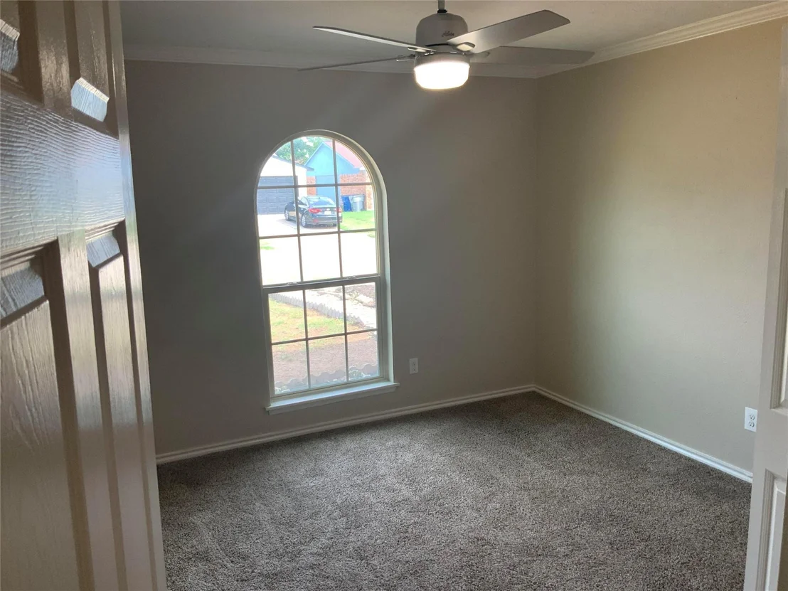 Photo of 700 Sunny Slope Drive