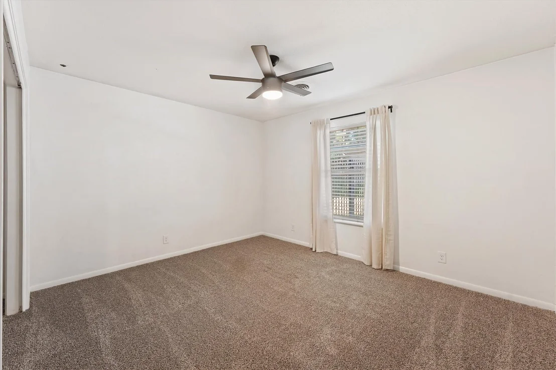 Photo of 617 Mimosa Drive