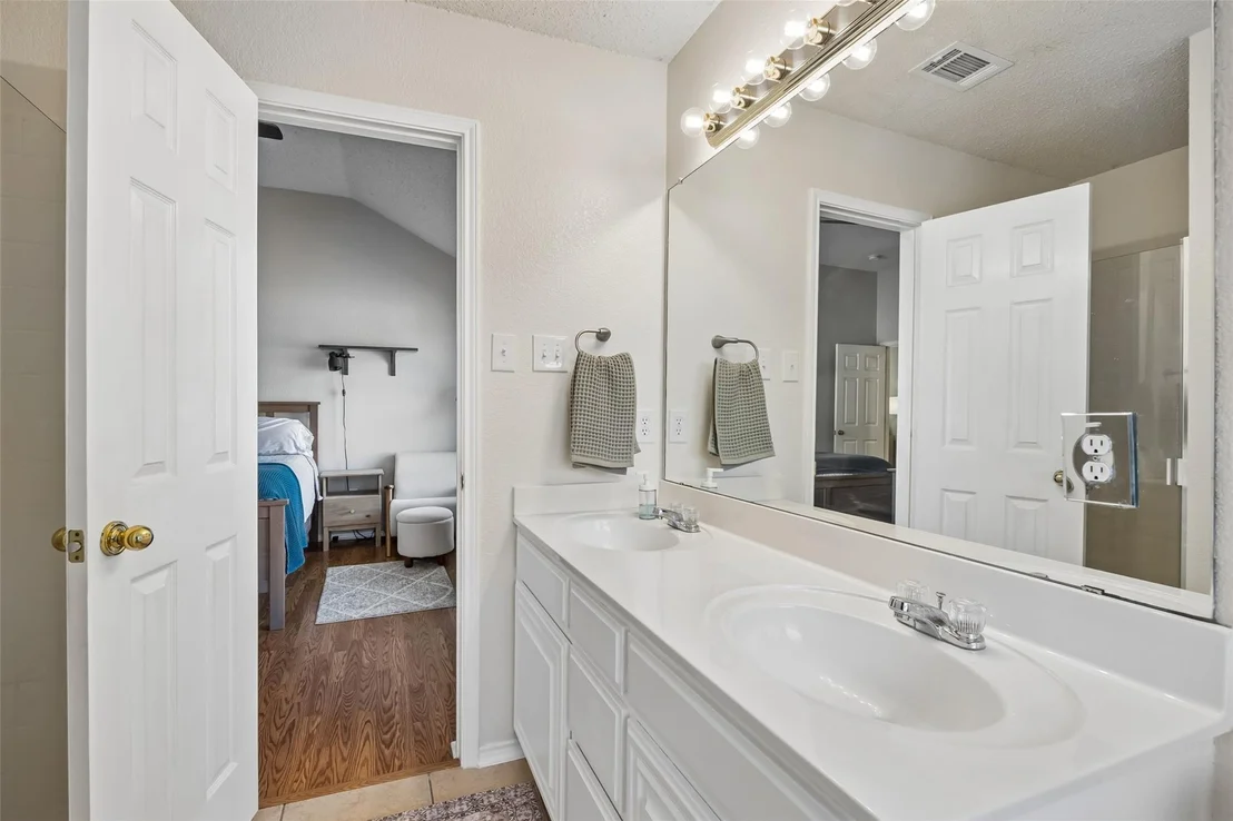 Photo of 4645 Wheatland Drive