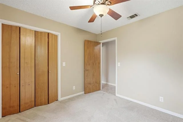 Photo of 116 Greentree Cir