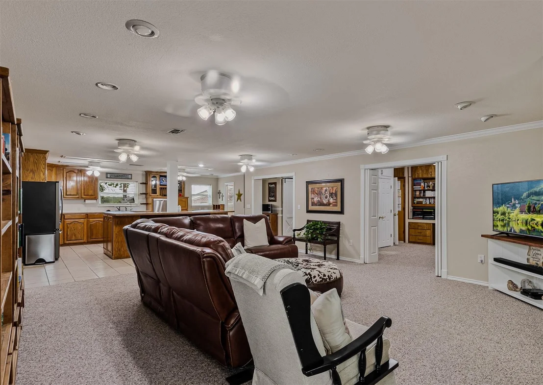 Photo of 339 Colwell Road