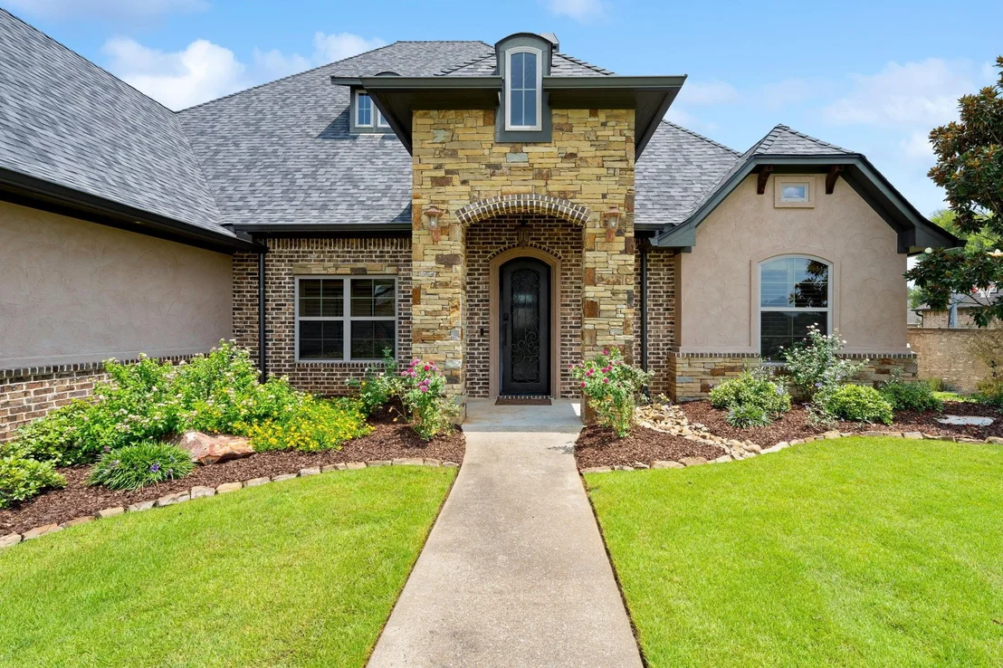 Photo of 115 Circle Club Lane
