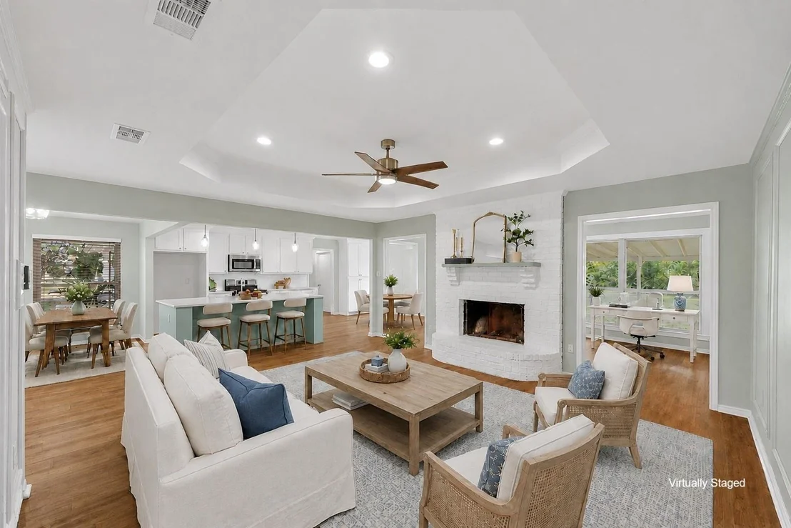 Photo of 16612 Scenic Circle