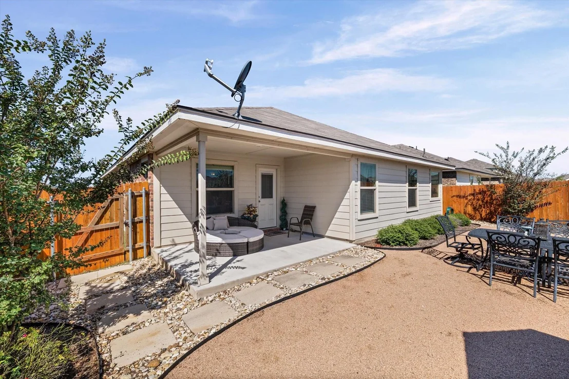 Photo of 2912 Brosnan Road
