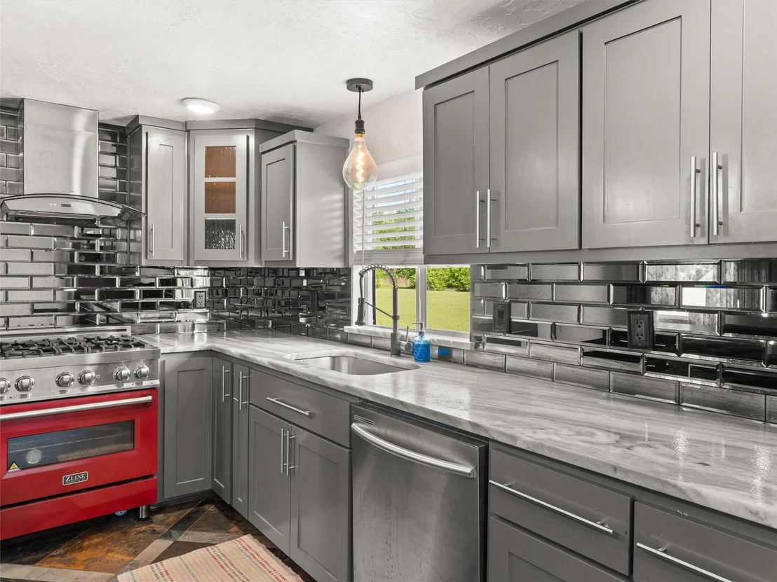 Photo of 1333 Lupine Road