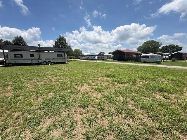 Photo of Unit LOT16 at 935 Blue Heron Way