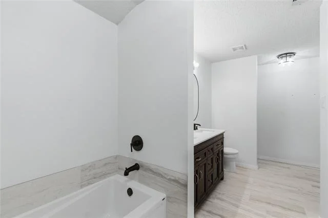 Photo of 604 Bluejay Drive