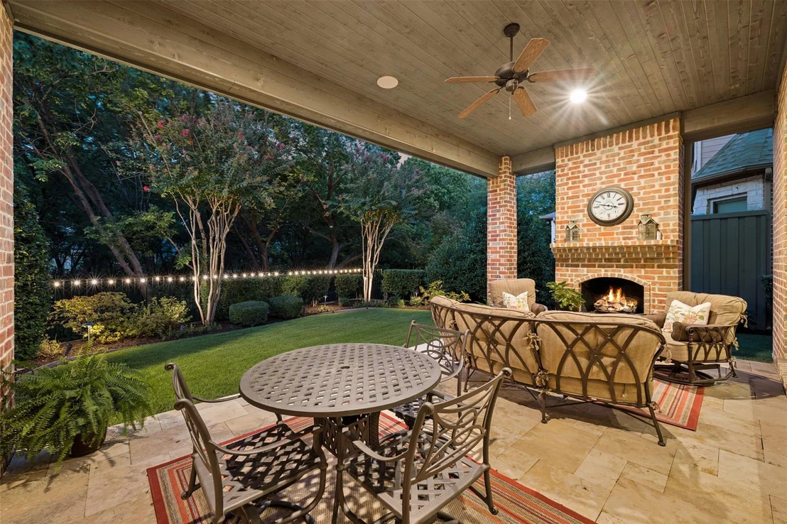 Photo of 6350 Memorial Drive