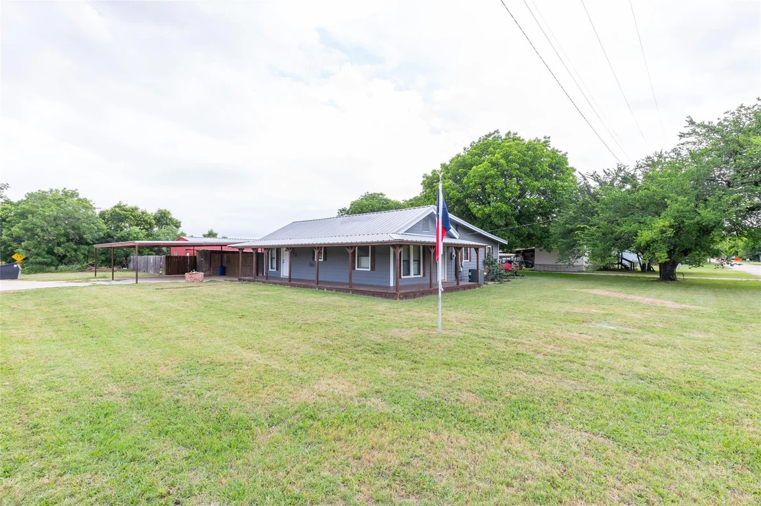 Photo of 102 Scurry Avenue