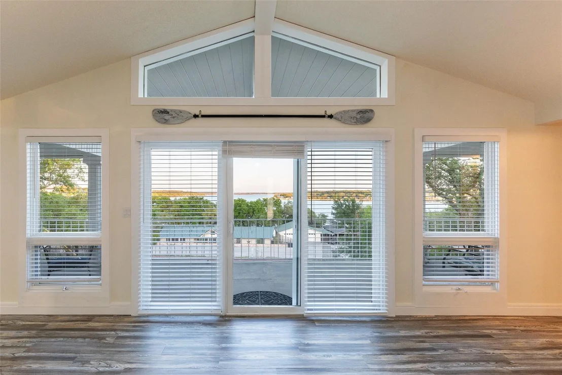 Photo of 9014 Mesa View Road
