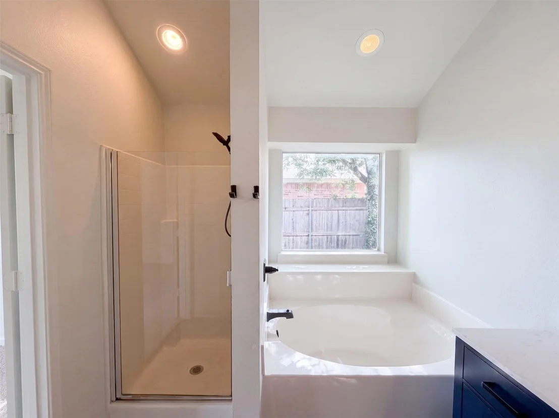 Photo of 825 Dixon Lane