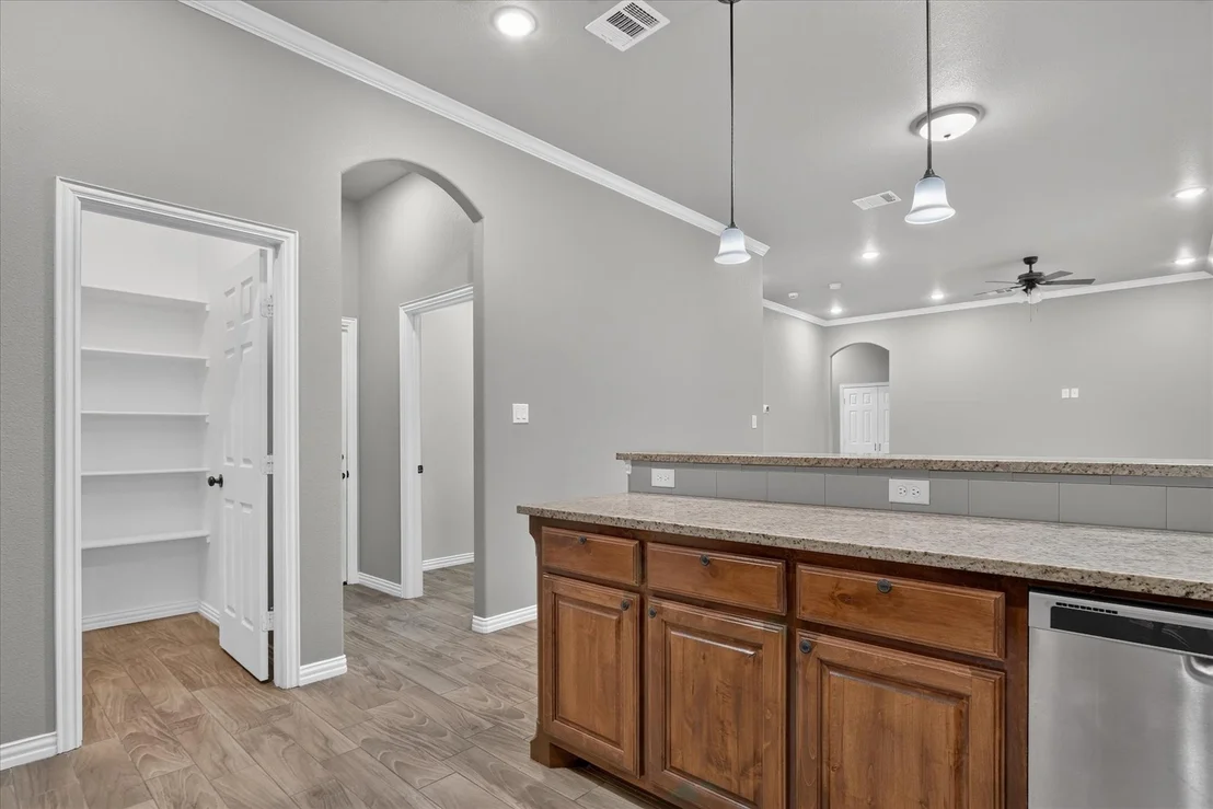 Photo of 1612 Tanglewood Drive