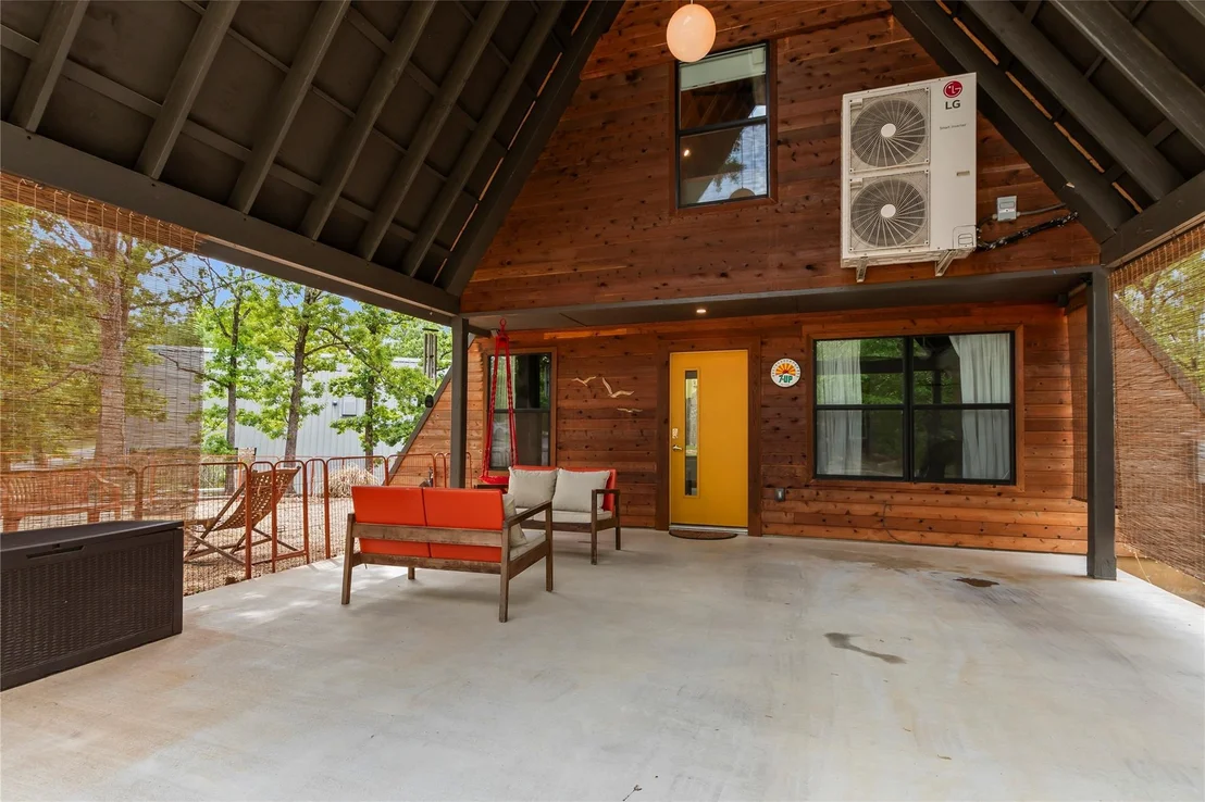 Photo of 5706 Point Lavista