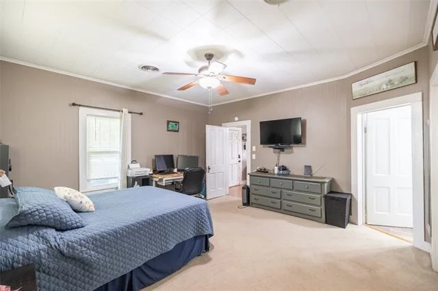 Photo of 712 Tanglewood Drive