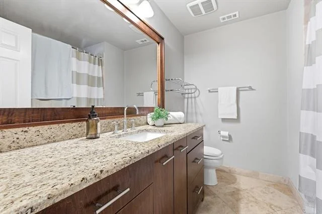 Photo of 1048 Basilwood Drive