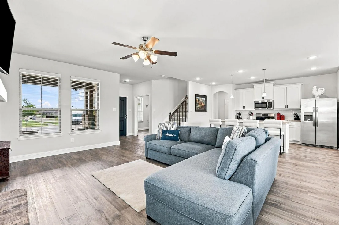 Photo of 401 Llano Lane