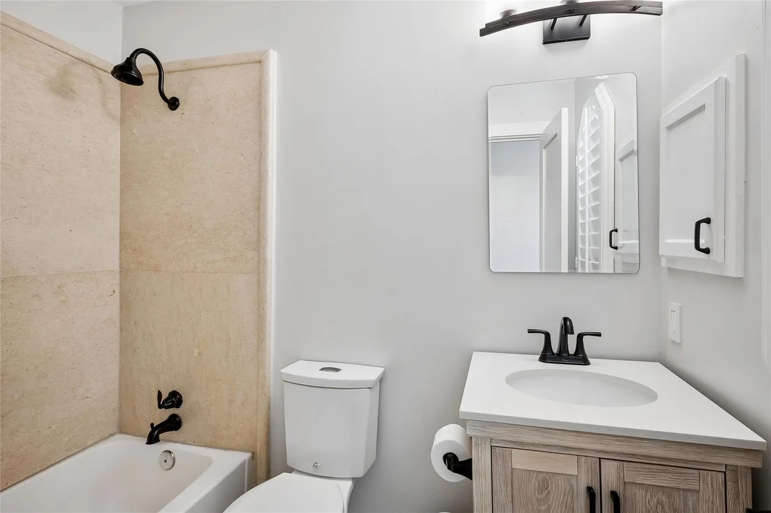 Photo of 408 Silverton Drive