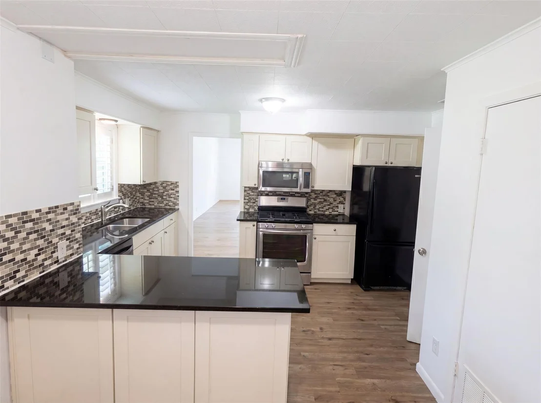 Photo of 421 N 3rd Street