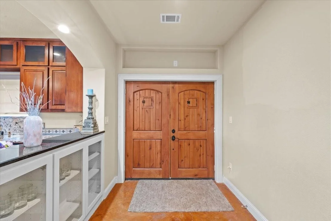 Photo of 3601 Oak Circle