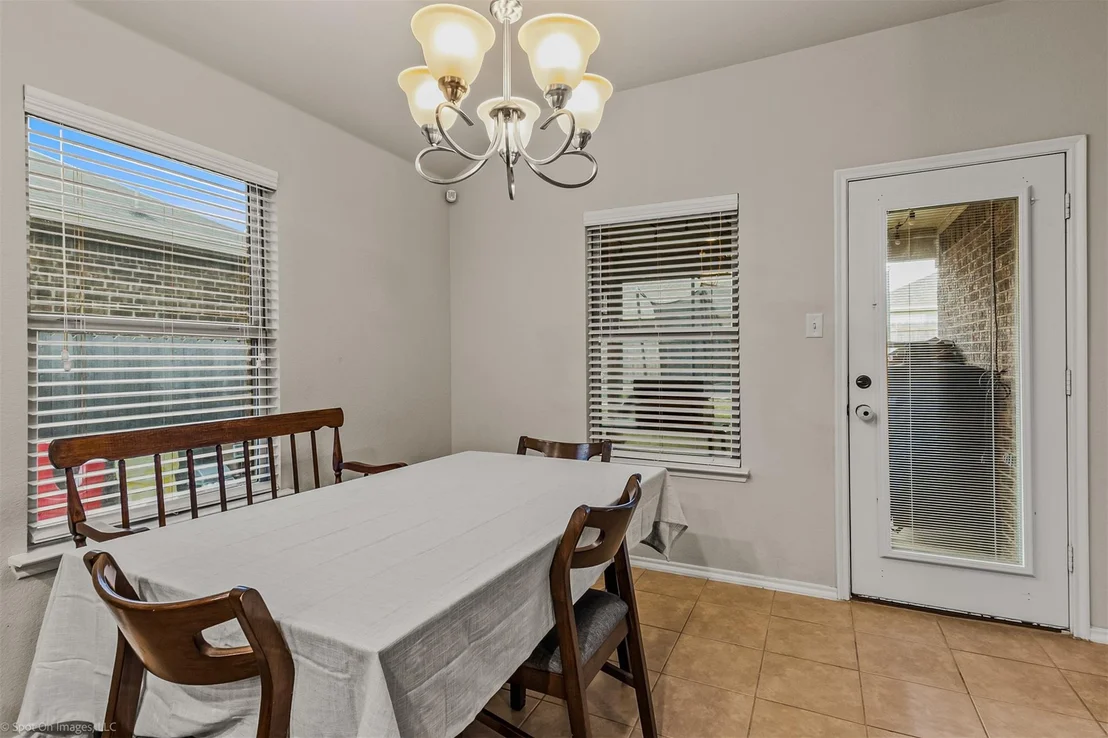 Photo of 2018 Sterling Gate Drive