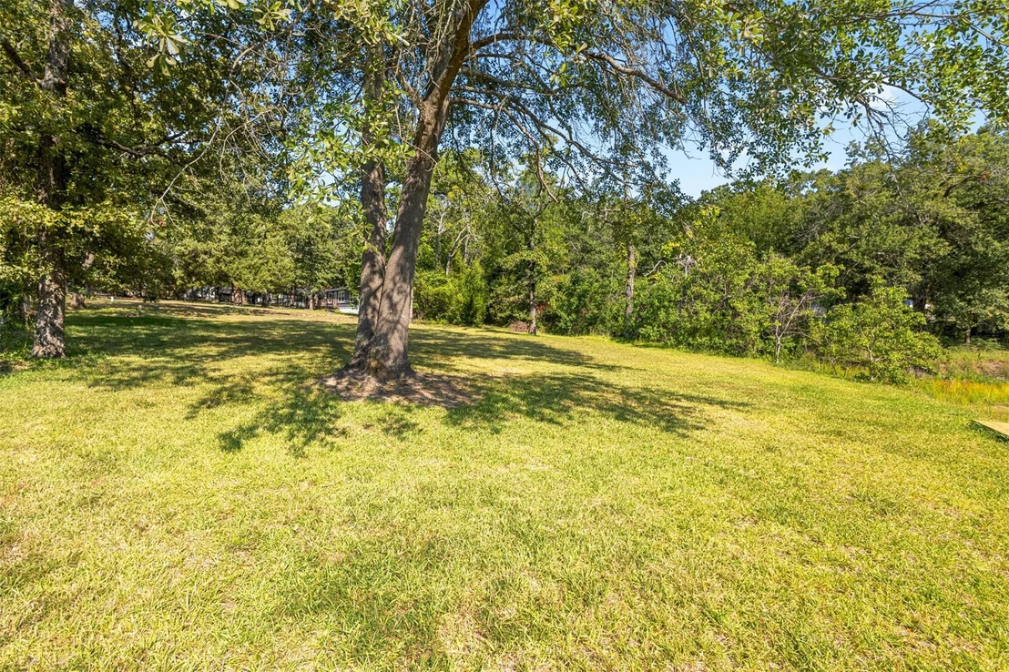 Photo of 7108 Apache Circle
