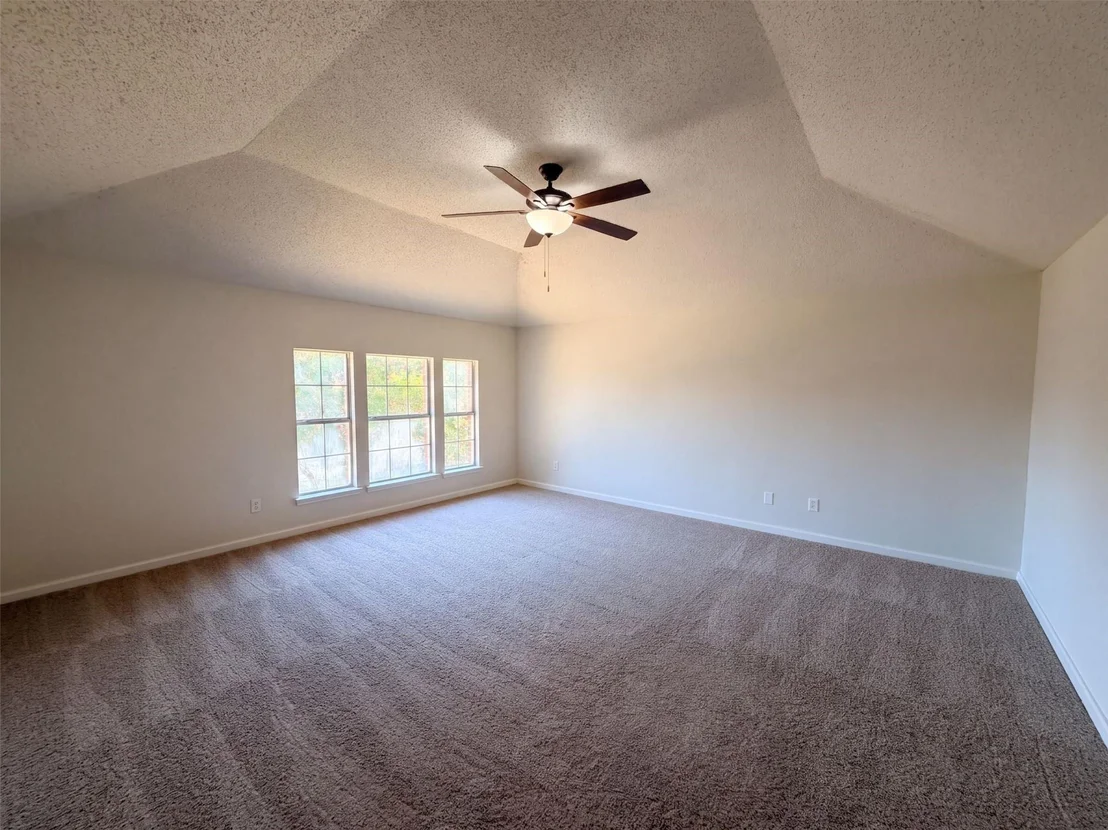 Photo of 2405 Waterloo Lane