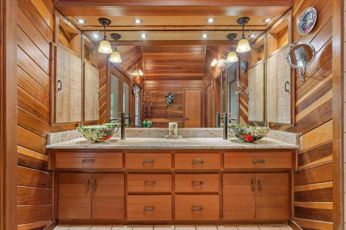 Photo of 3724 Greenleaf Drive