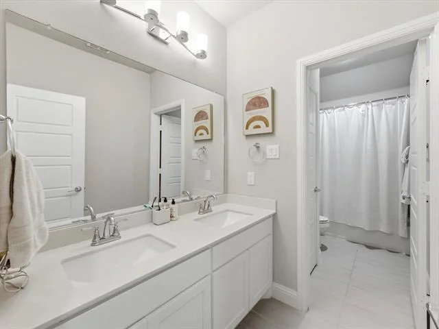 Photo of 900 Panorama Drive