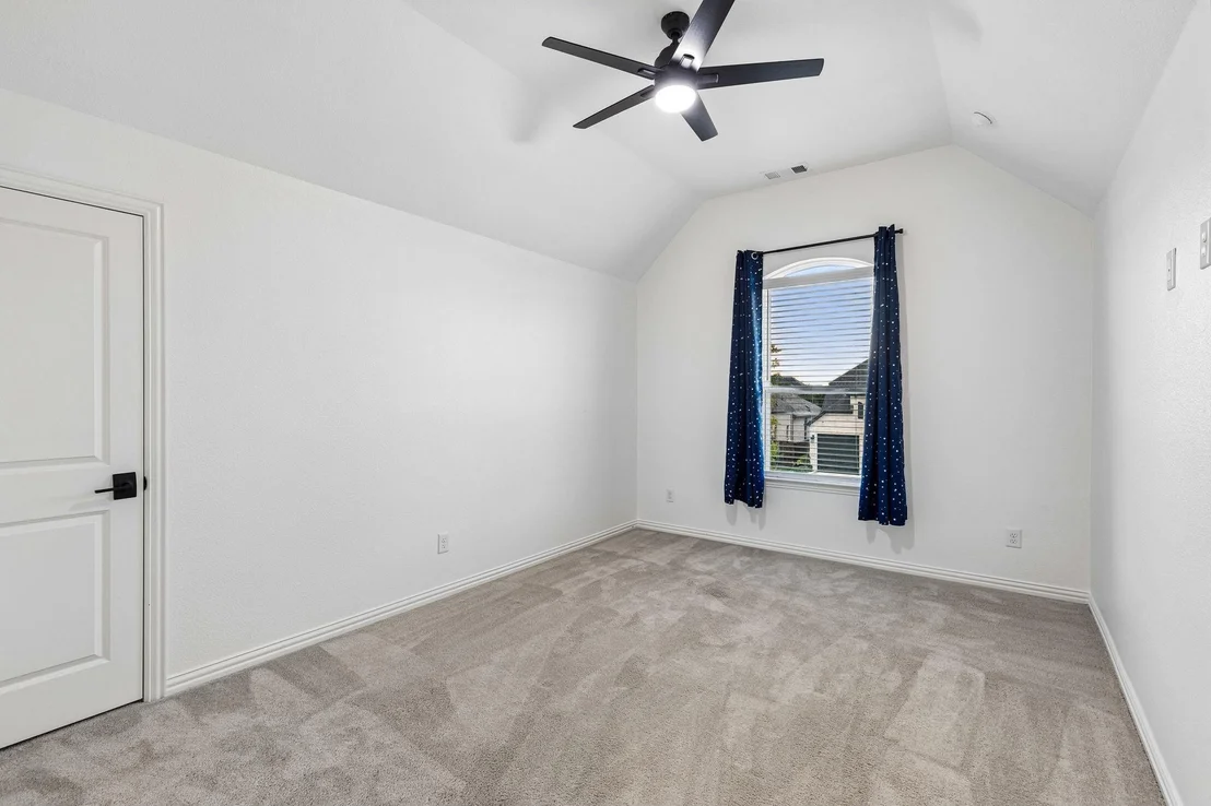 Photo of 1581 Turnberry Drive