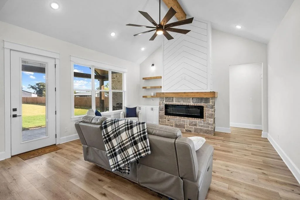 Photo of 16139 Eagle Lane