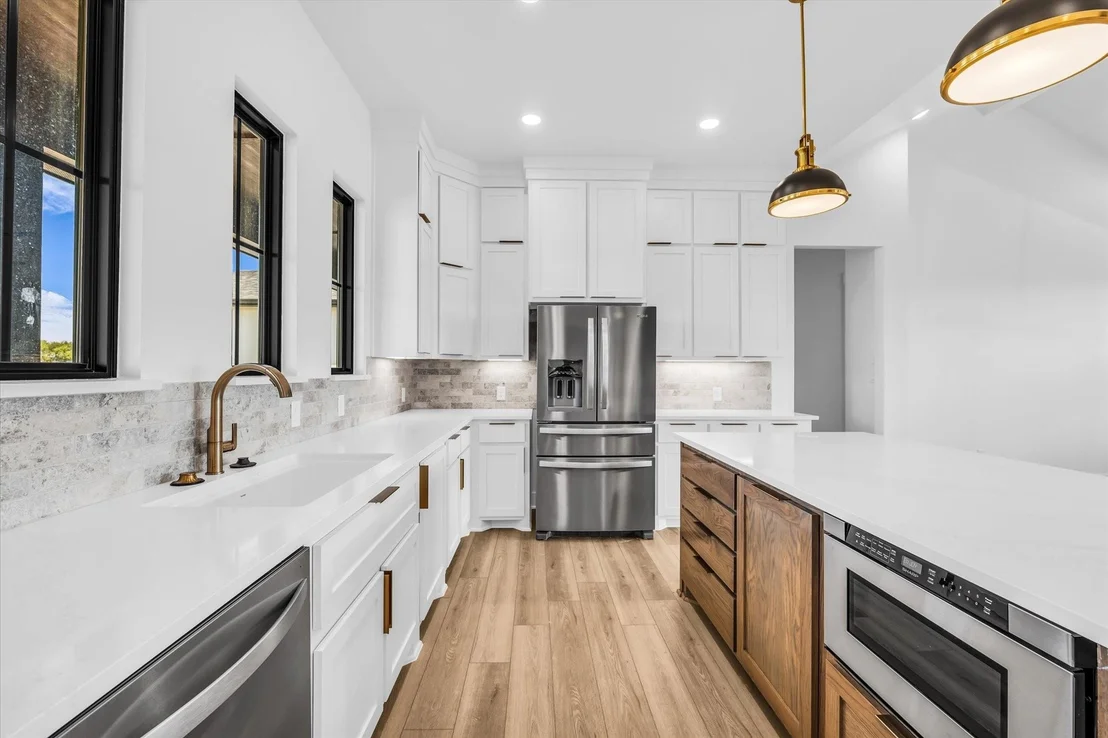 Photo of 611 Willow Moon Ranch
