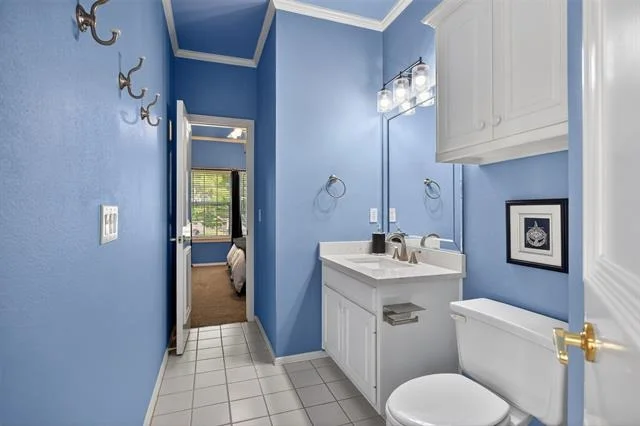 Photo of 5929 Castlebar Lane