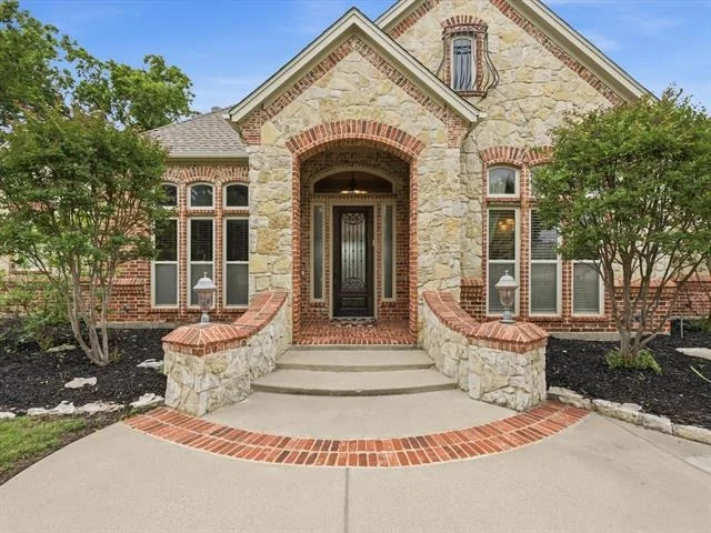 Photo of 12833 Whisper Willows Drive