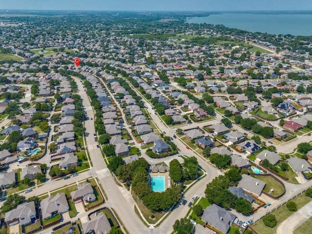Photo of 6901 Westover Drive