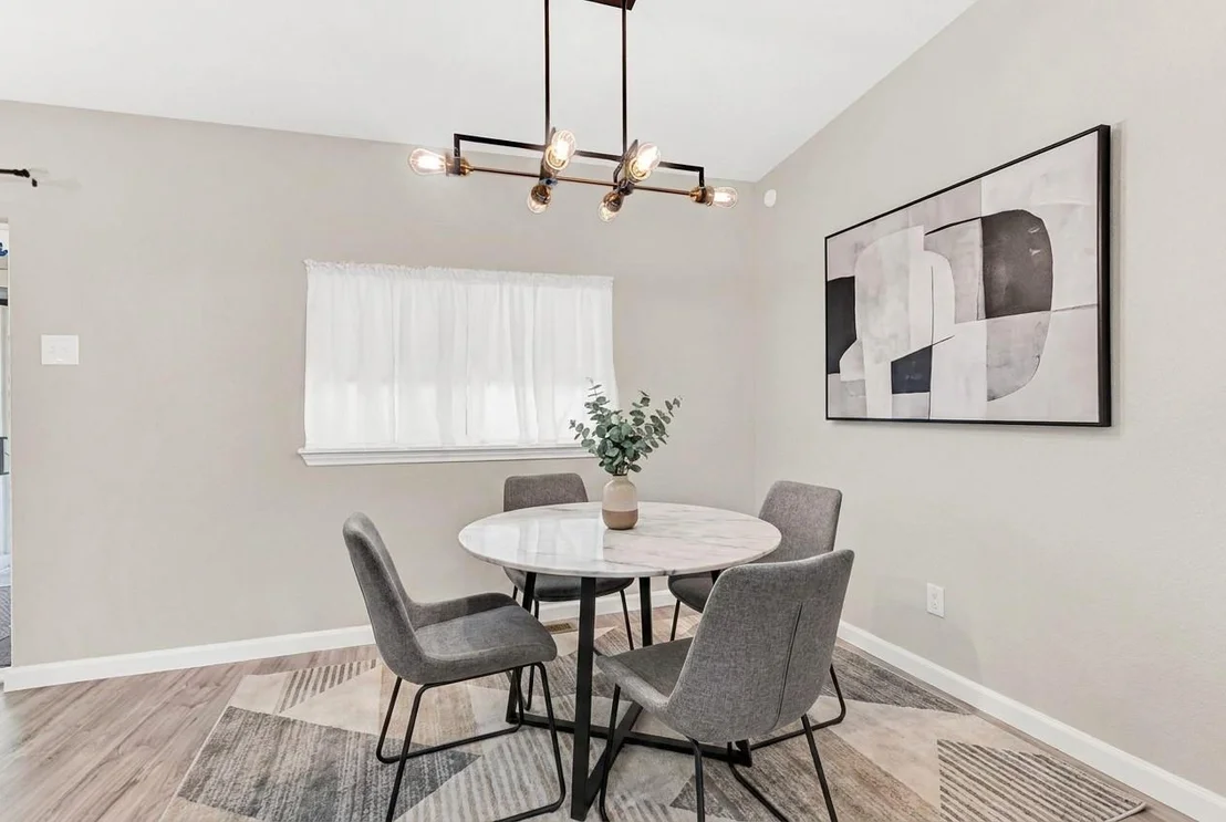 Photo of 745 Pinehurst Drive