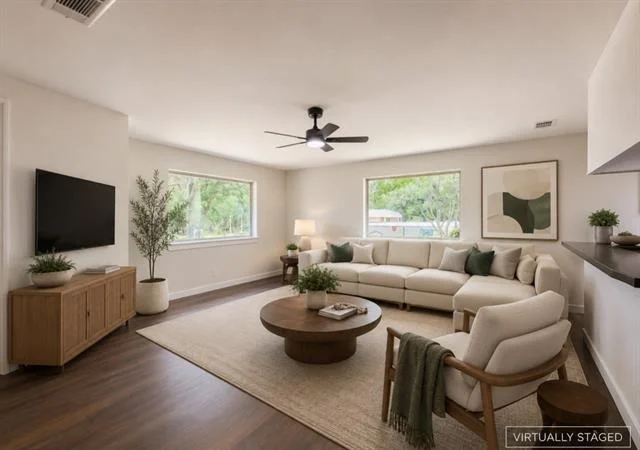 Photo of 126 Post Oak Bend