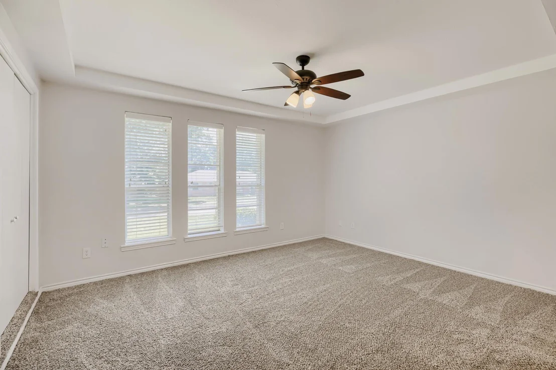 Photo of 937 Birchwood Drive